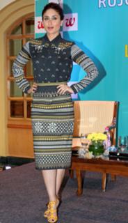 Kareena Kapoor feet photo thumbnail