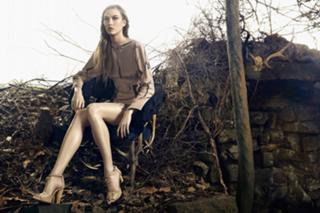 Karlie Kloss feet photo thumbnail
