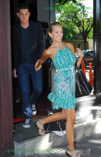 Luisana Lopilato feet photo thumbnail