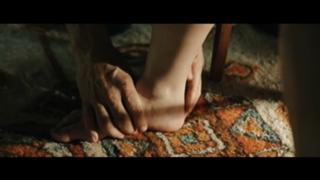 Kate Winslet feet photo thumbnail
