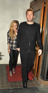 Avril Lavigne feet photo thumbnail