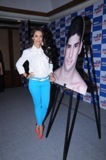 Malaika Arora feet photo thumbnail
