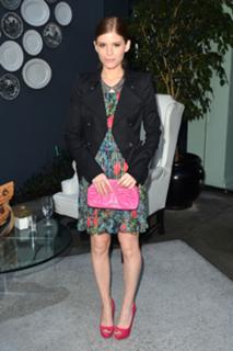 Kate Mara feet photo thumbnail
