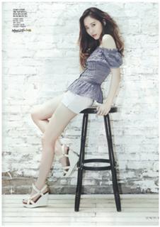 Krystal Jung feet photo 1