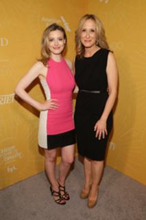 Gillian Jacobs feet photo thumbnail