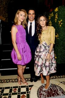 Claire Danes feet photo thumbnail