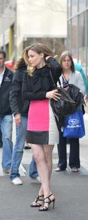 Gillian Jacobs feet photo thumbnail