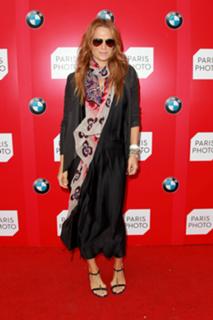 Molly Sims feet photo thumbnail