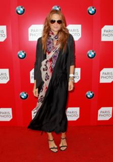 Molly Sims feet photo thumbnail