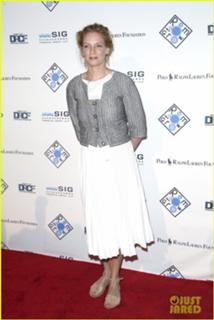 Uma Thurman feet photo thumbnail