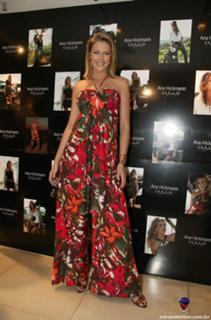 Ana Hickmann feet photo thumbnail