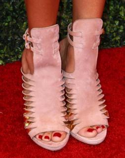 Ashley Madekwe feet photo thumbnail