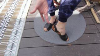 Grace Helbig feet photo thumbnail