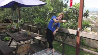 Grace Helbig feet photo thumbnail