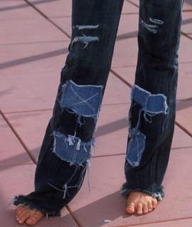 Joss Stone feet photo thumbnail