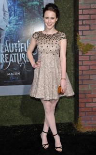 Rachel Brosnahan feet photo thumbnail