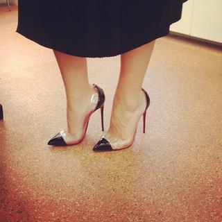 Katharine McPhee feet photo thumbnail