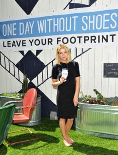 Ashley Benson feet photo thumbnail