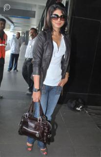 Priyanka Chopra Jonas feet photo thumbnail