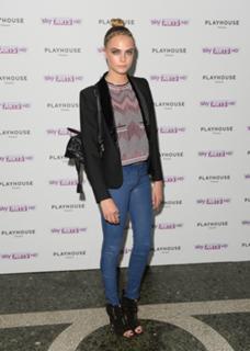 Cara Delevingne feet photo thumbnail