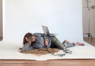 Kate Upton feet photo thumbnail