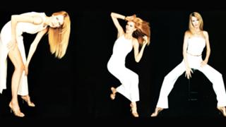 Claudia Schiffer feet photo thumbnail