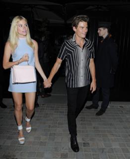 Pixie Lott feet photo thumbnail