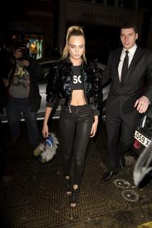 Cara Delevingne feet photo thumbnail