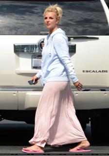 Britney Spears feet photo thumbnail