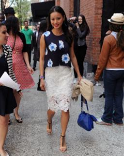 Jamie Chung feet photo thumbnail