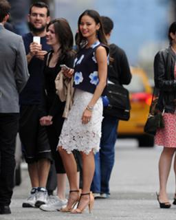 Jamie Chung feet photo thumbnail