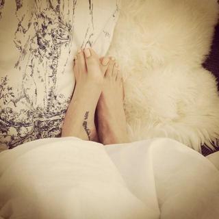Lena Meyer-Landrut feet photo thumbnail