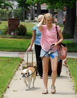 Amy Smart feet photo thumbnail