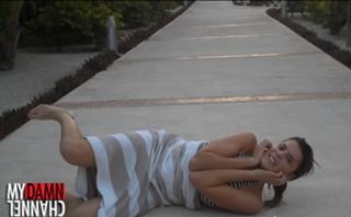 Grace Helbig feet photo thumbnail