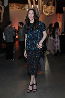 Liv Tyler feet photo thumbnail
