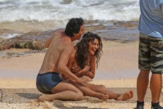 Irina Shayk feet photo thumbnail