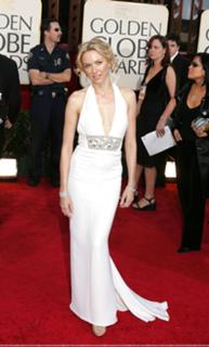 Naomi Watts feet photo thumbnail