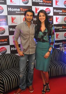 Anushka Sharma feet photo thumbnail