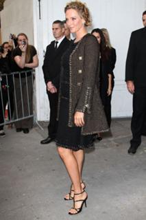 Uma Thurman feet photo thumbnail