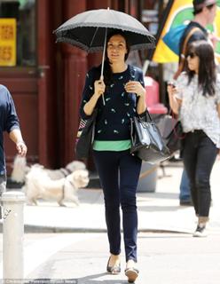 Famke Janssen feet photo thumbnail