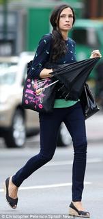 Famke Janssen feet photo thumbnail