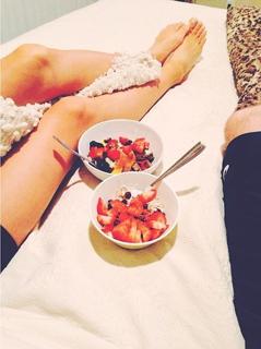 Daniella Monet feet photo thumbnail