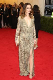 Leighton Meester feet photo thumbnail