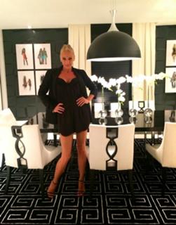 Adriane Galisteu feet photo thumbnail