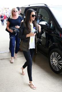 Michelle Keegan feet photo thumbnail