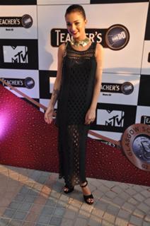 Amy Jackson feet photo thumbnail