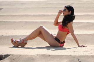Olivia Culpo feet photo thumbnail