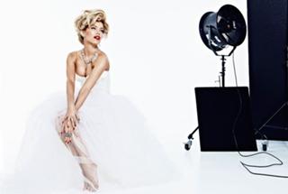 Sylvie Meis feet photo thumbnail