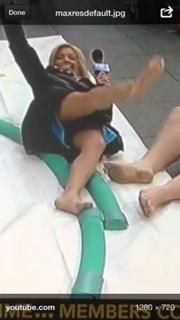 Ainsley Earhardt feet photo 5