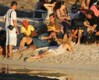 Naomi Watts feet photo thumbnail